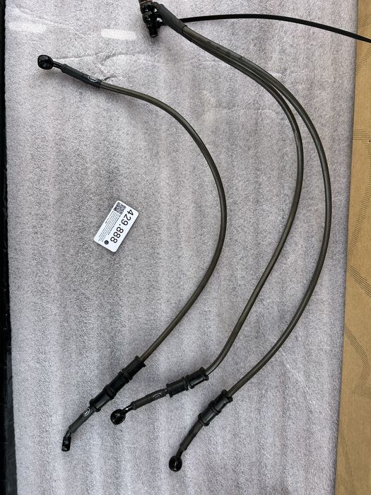 Спортни маркучи Hel за Yamaha R6