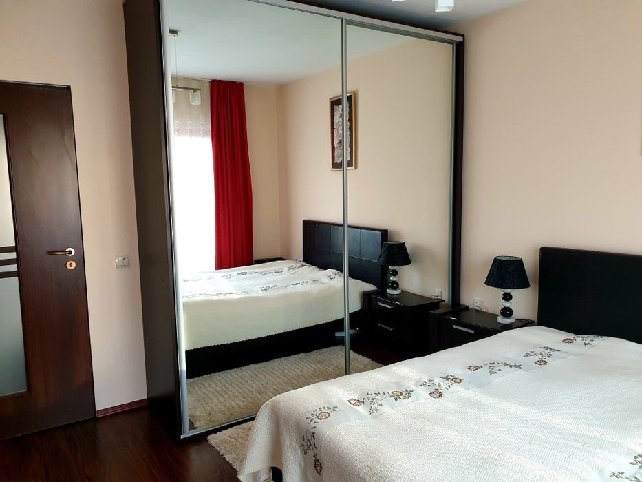 Pers Fizica inchiriez  ap 4 camere Buna Ziua