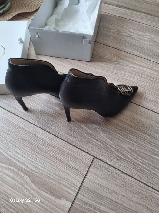 Луксозни дамски обувки Baldowski