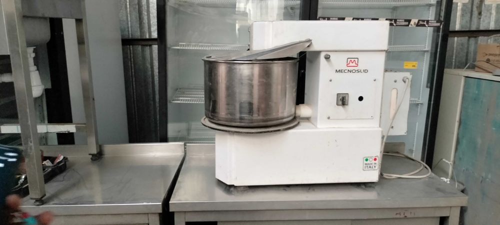 Тестомес для пекарня