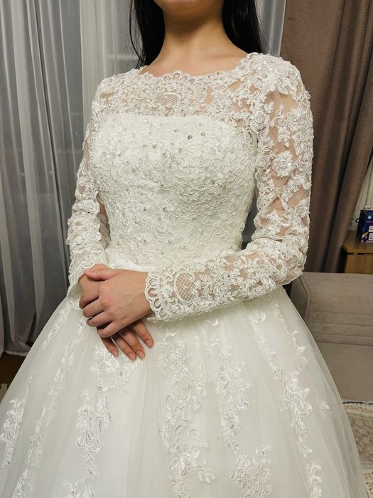 Свадебное платье в идеальном состоянии