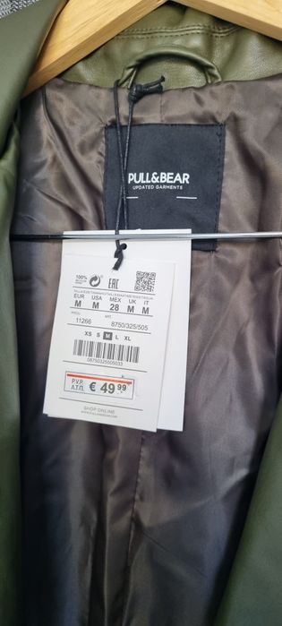 Trench masura M Pull&Bear nou