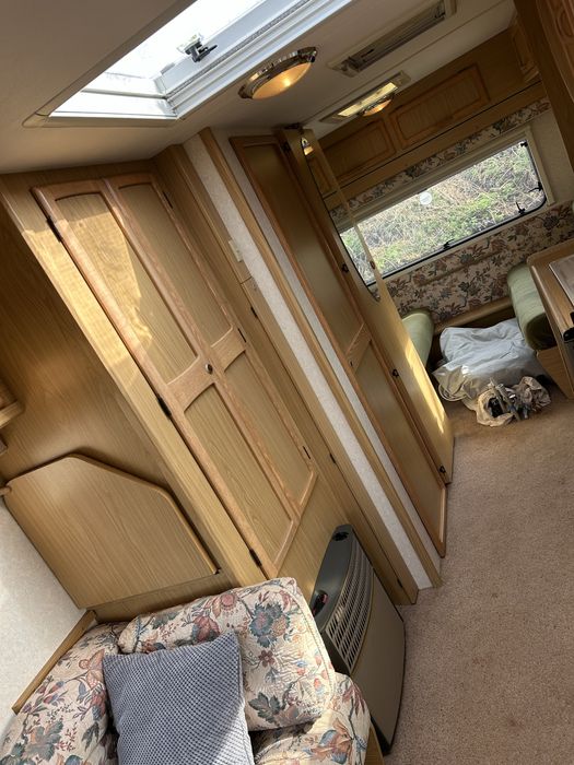 Rulota Bailey 4/5 persoane