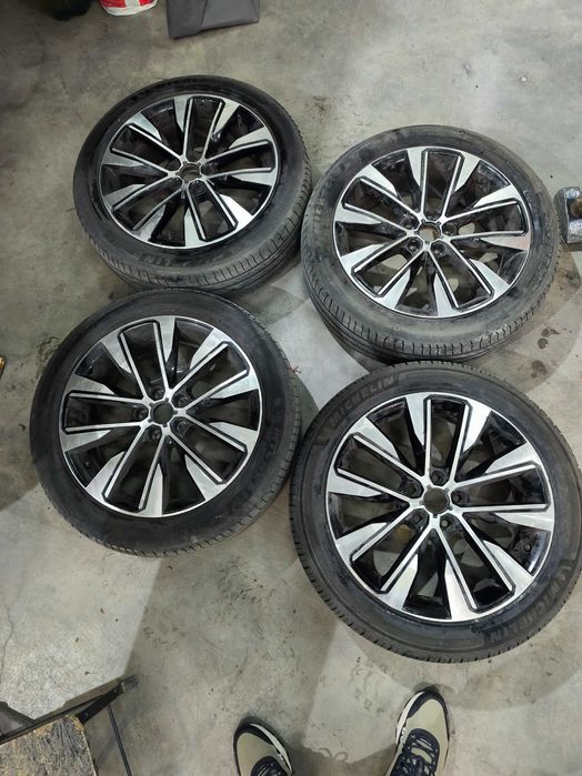 Джанти за Рено, Нисан с гуми като нови