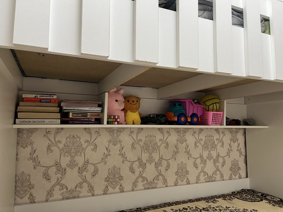 Двухъярусная кровать для детей