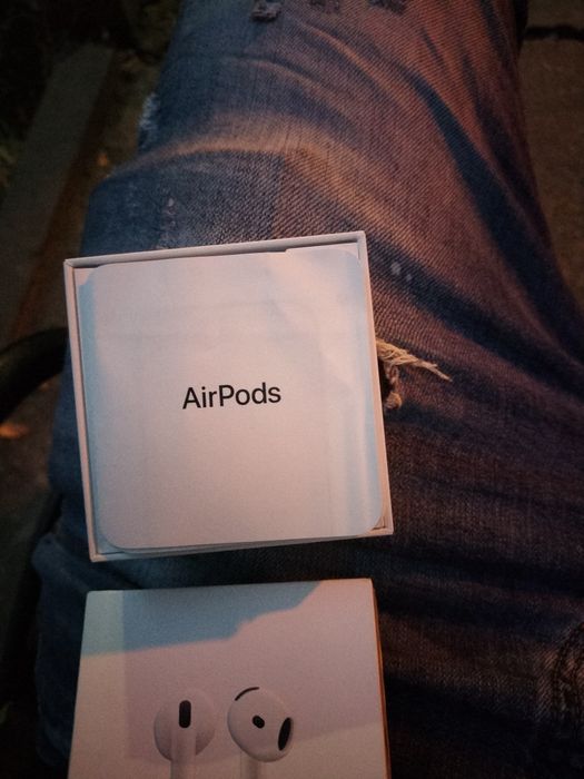 Vând AirPods în stare excelenta