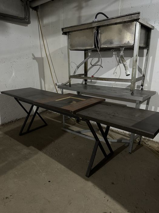 Стол длинный продается