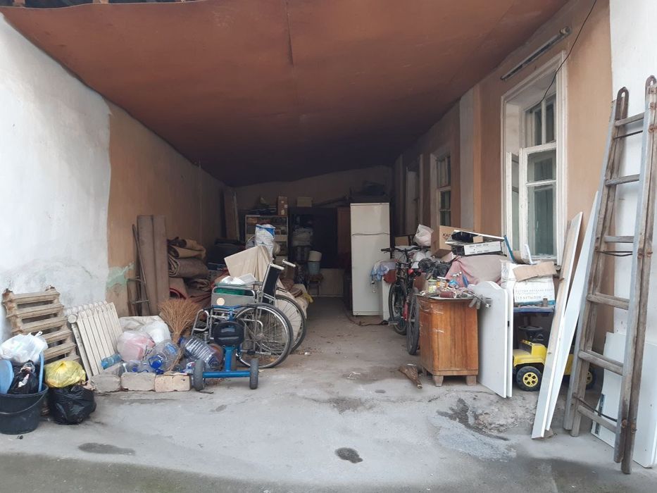 Продаю дом участок 5 комнат 3,2 сотки