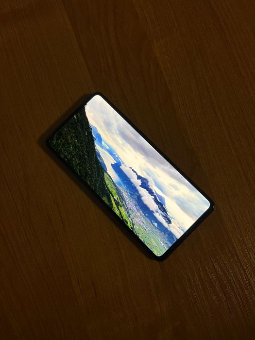 Samsung Galaxy A72 128GB Идеальное состояние