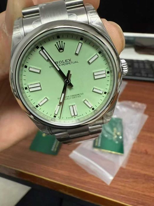 rolex datejust oyster perpetual  nw2
