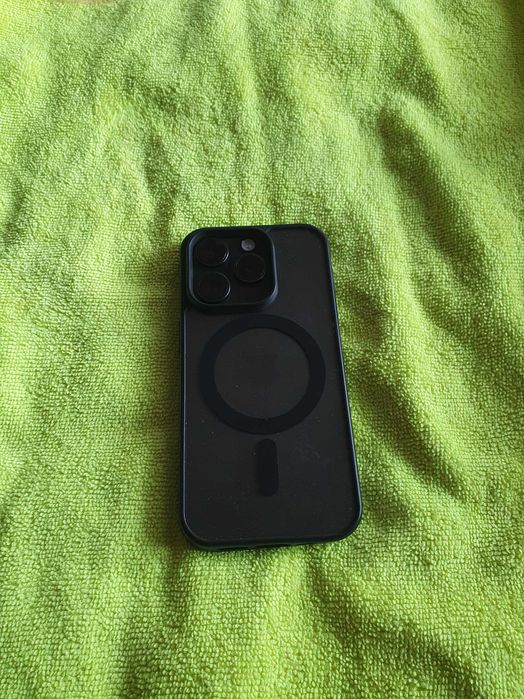 iPhone 15 Pro pentru piese – Carcasă completă Titanium (Șasiu + Spate): Stare impecabilă.