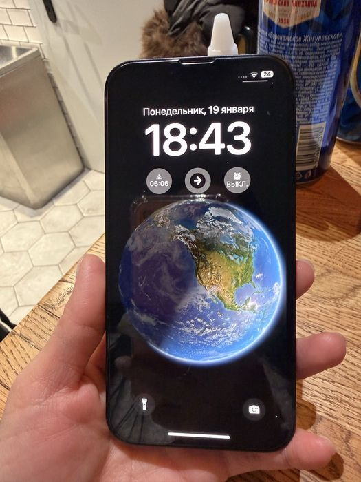 Продам телефон IPhone 11,13