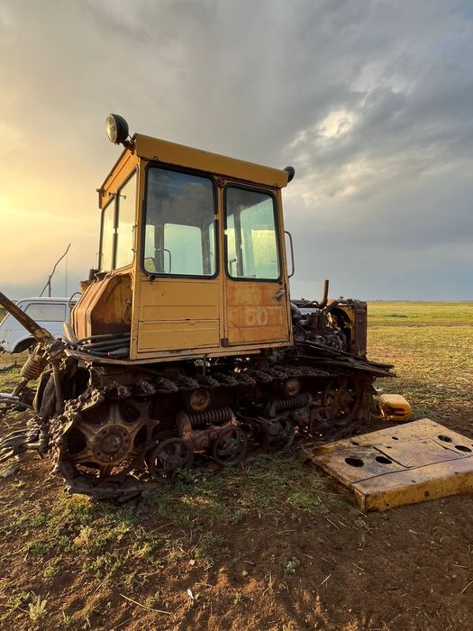 Продам трактор ДТ 75