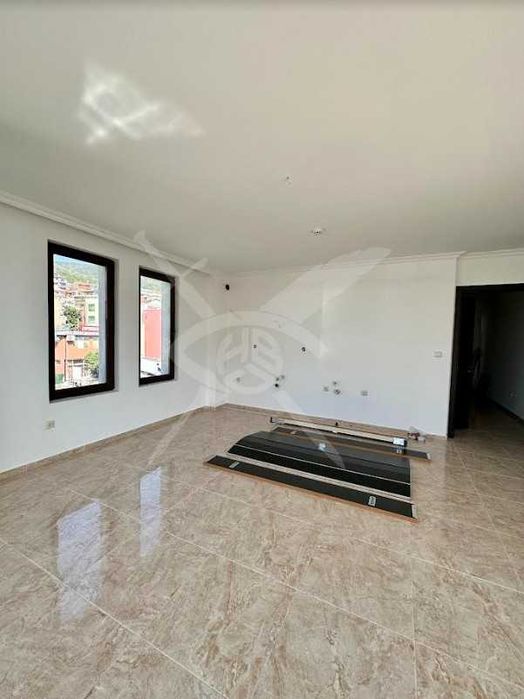 Продава се Тристаен апартамент в Свети Влас - 110 кв.м за 1423 €/кв.м - Снимка #3