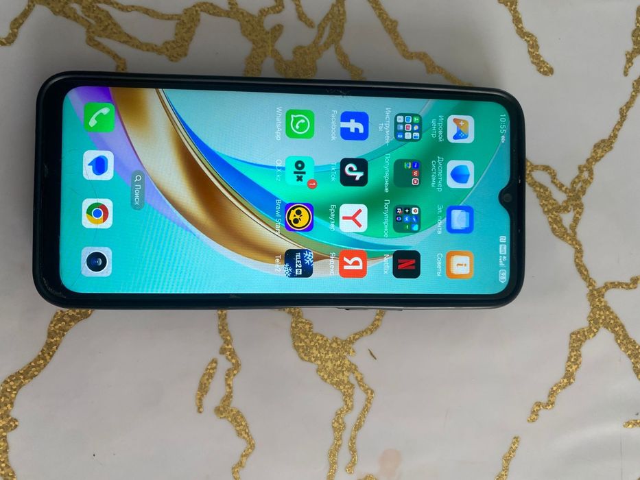 Обменяю хонор х6б в идеале