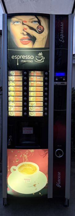 Вендинг кафе автомат Necta Astro  Велигденска промоция