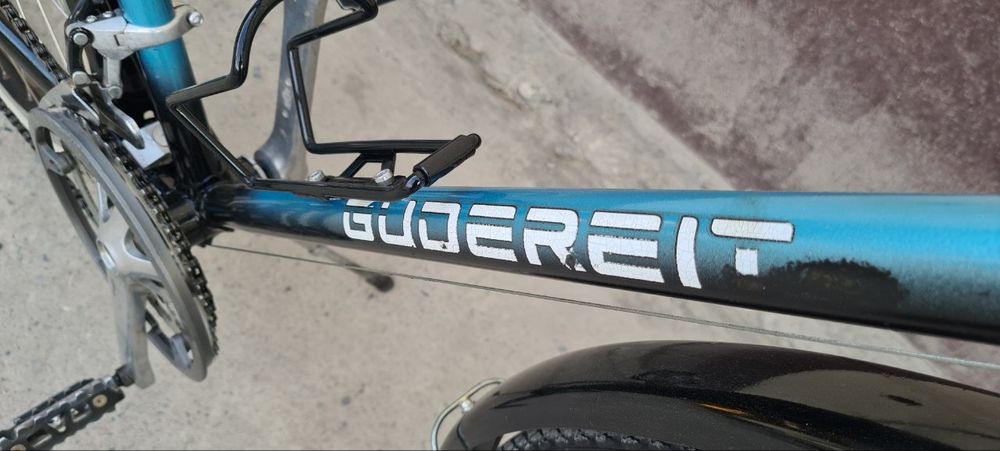 Germaniski velosiped sotiladi