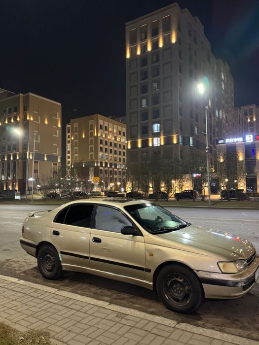 Тайота карина Е 1.6