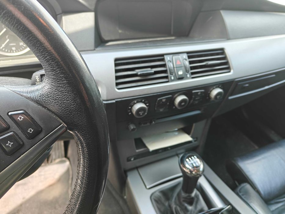 BMW 530d E61 218к.с 2004г.  с ръчни скорости