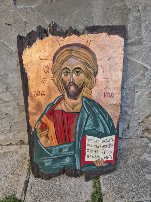 Икона ръчно рисувана върху дърво