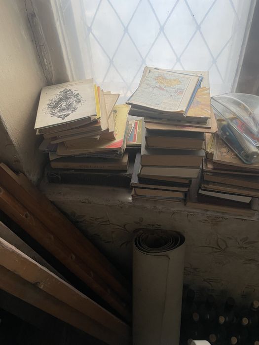 Продаются разные книги