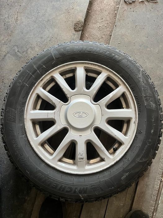 Продам Мишлен зимнию резину