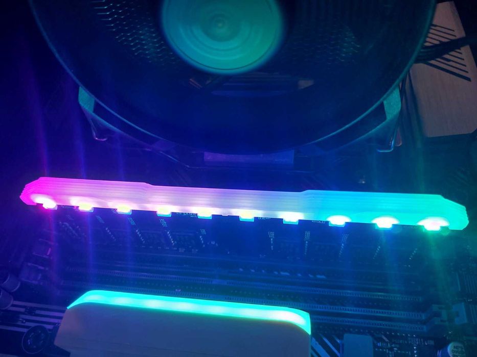 16GB DDR4 3600Mhz CL18 - Corsair Vengance RGB PRO