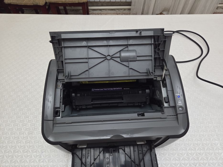 Срочно Принтер Canon LBP 2900B