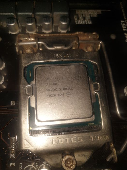 Комплект Материнская плата Gigabyte GA-H110-D3A + Pentium G4400