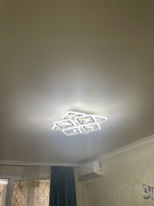 Продам диодувую люстру