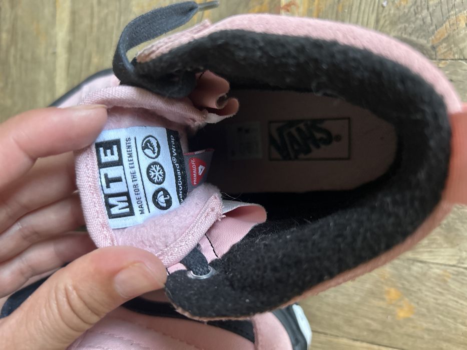 Vans нови  р. 33
