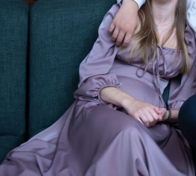 Красивое платье б/у