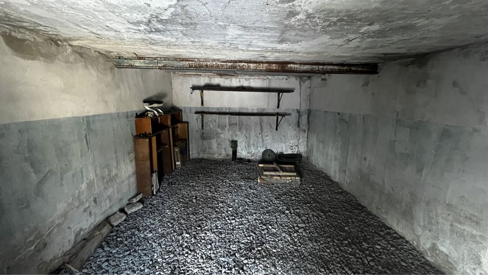 продам гараж 30 мкр Гапеева