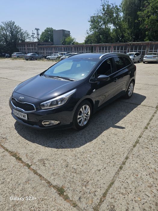 Kia Ceed 1.6 CRDi 110к.с
Kia Ceed

1.6CRDI*HighTec, Комби,
1.6CRDI*Hig