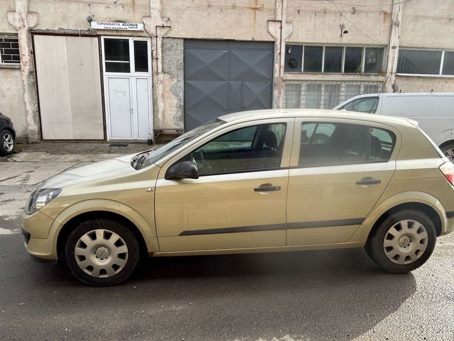 Opel Astra H   1.6 benzina