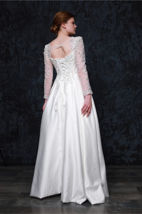 Свадебные платья