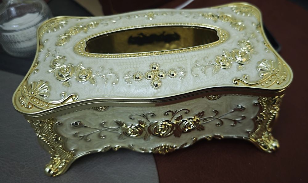 Салфетница в классическом стиле