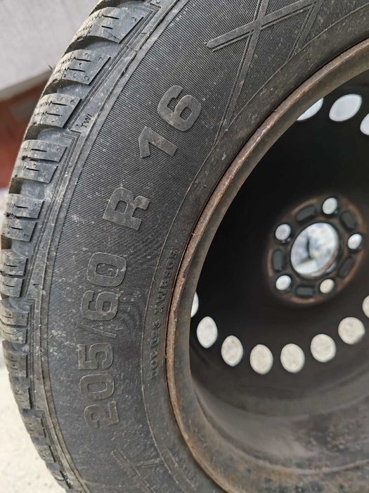 Cauciucuri All season cu jante de table 205/60/R16 pentru volvo, etc