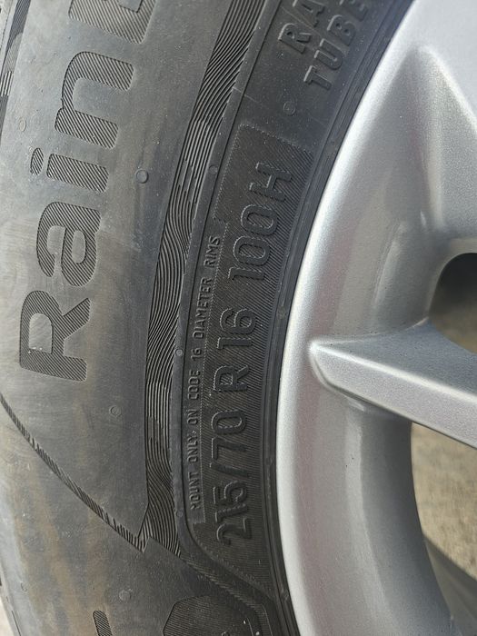 Летни гуми 215/70/16