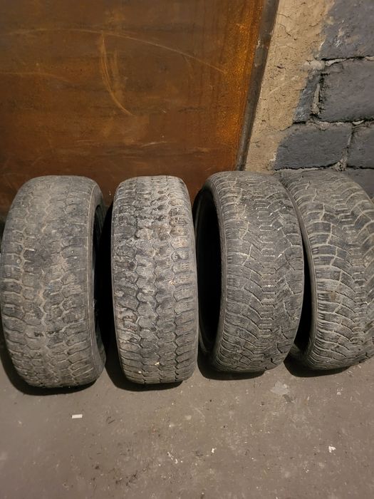 Продам зимние шины