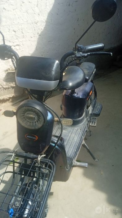 Skuter Bonvi tezligi 55     50 km yuradi motori 600w