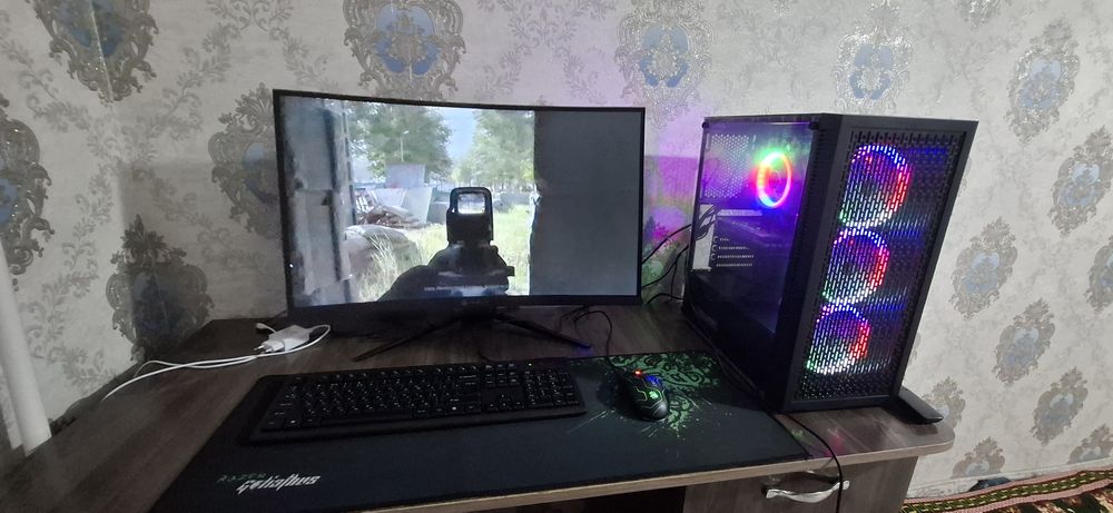 Срочно продаётся игровой компьютер