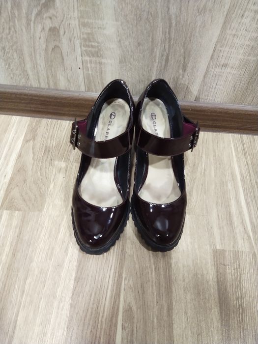 Шикарные туфельки 36-37 р