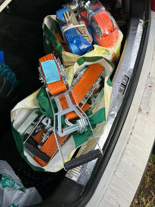 Колани с Тресчотки нови 20лв брои