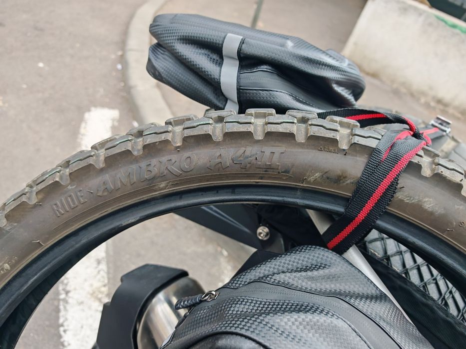 Anvelope CST Ambro Adventure 21 și 18 inch