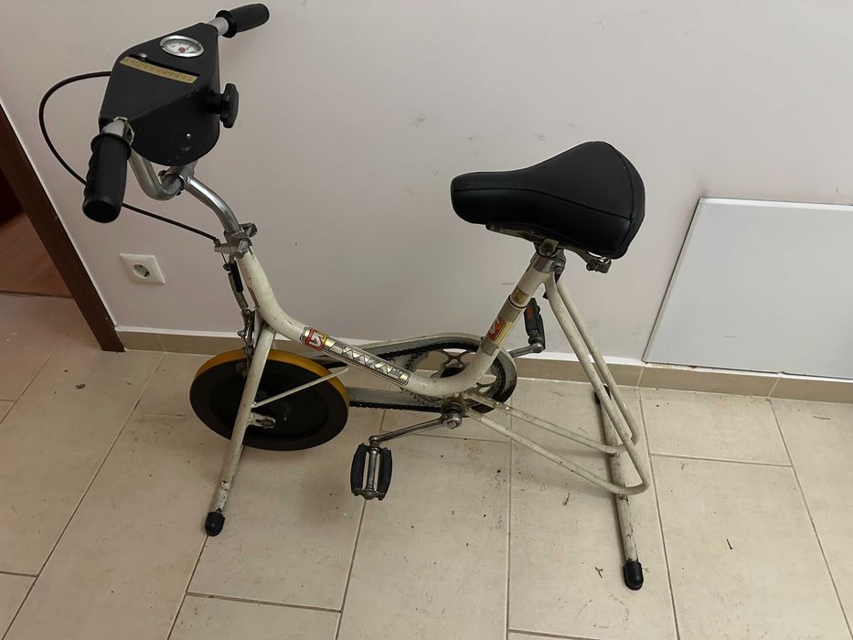 Антикварен Ретро Велоергометър БАЛКАН соц носталгия