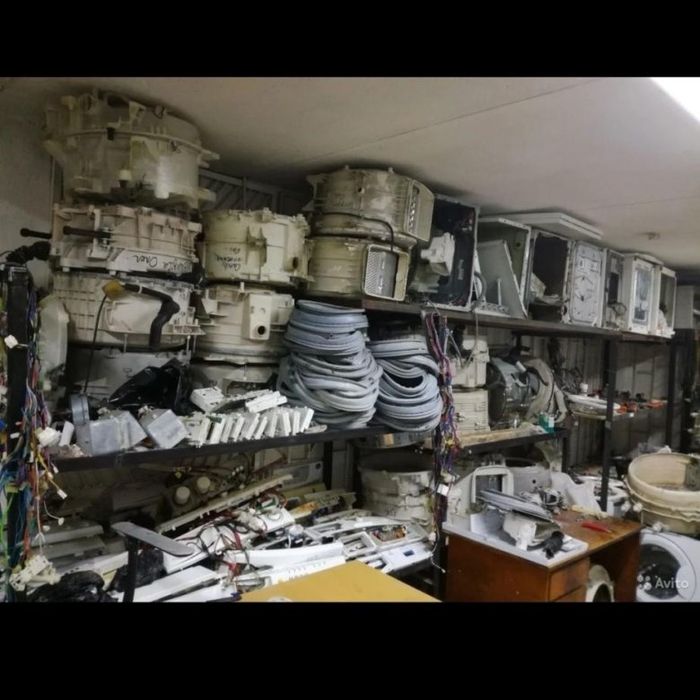 Запчасти Б.У. на стиральные машины Автомат и Холодильники.