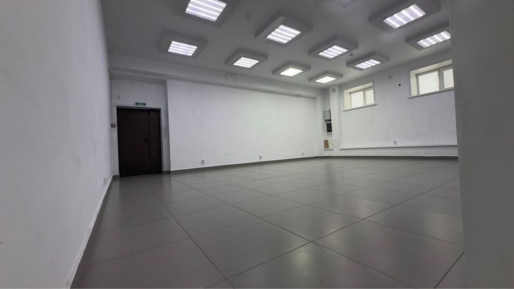 Сдам коммерческое помещение