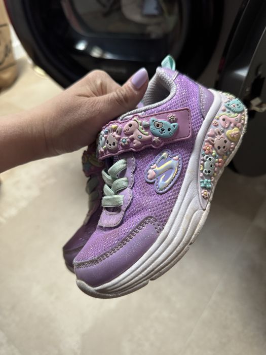 Adidasi Skechers marime 26