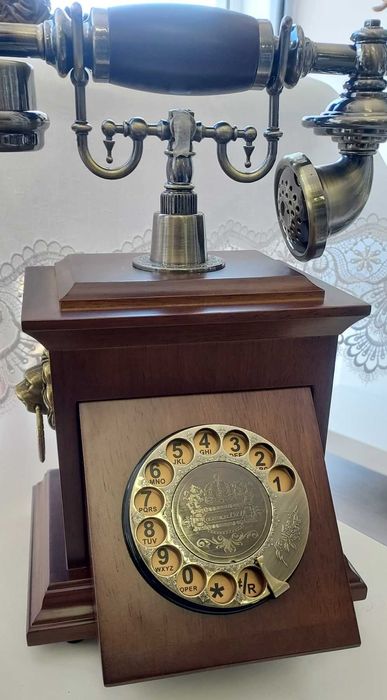 Нов Дървен Ретро Телефон с Шайба Работещ Аналогов
